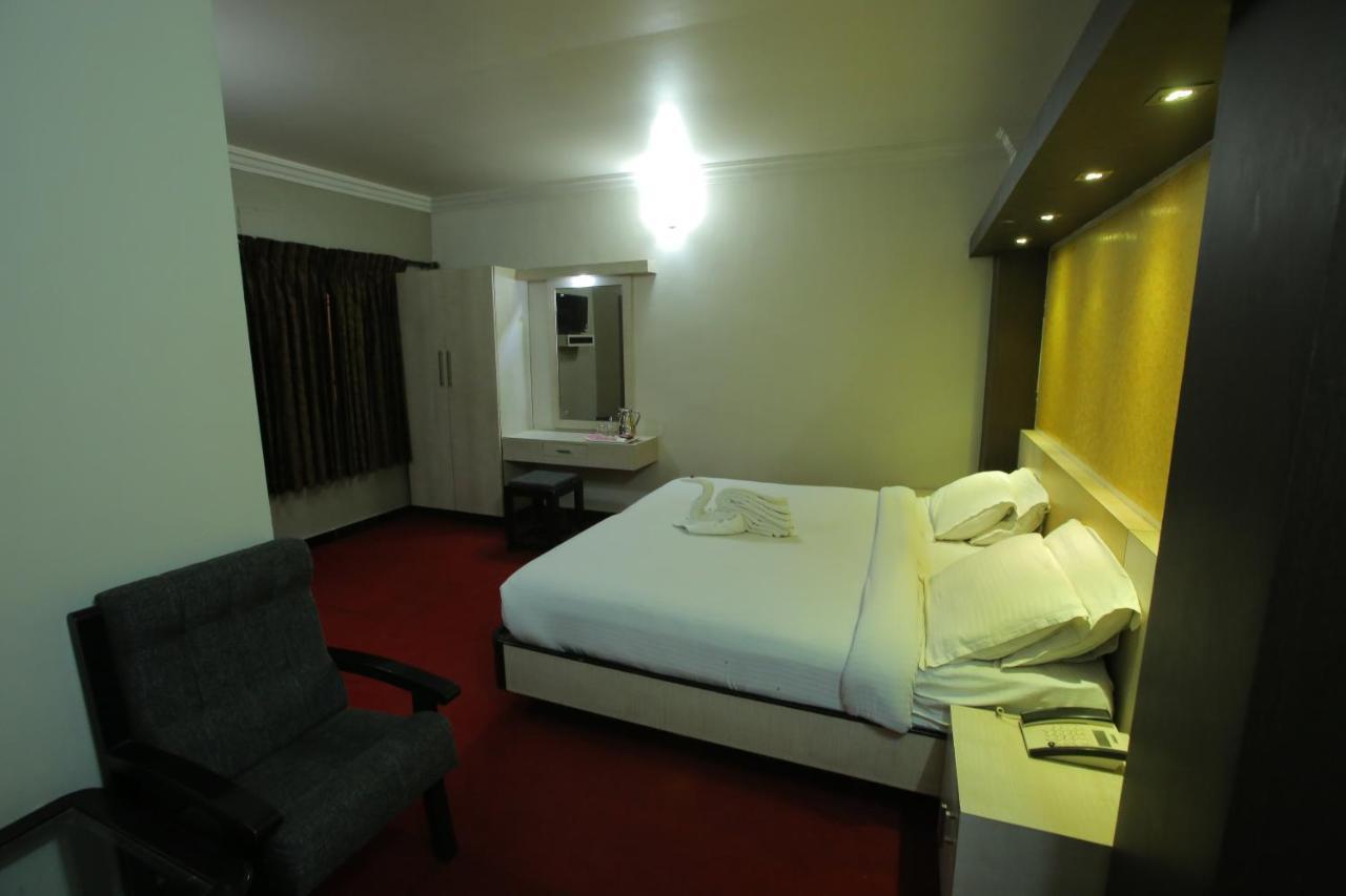Hotel City Palace Ooty Exterior foto